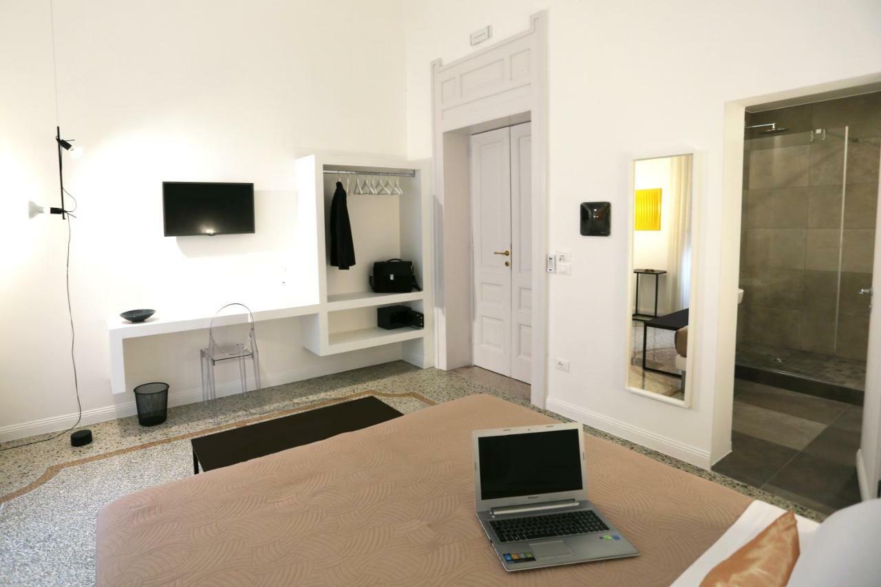 Re Ruggero Rooms Reggio di Calabria Exterior foto